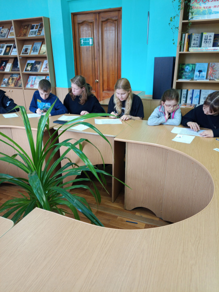 «В объективе – человек труда» Профориентационная игра